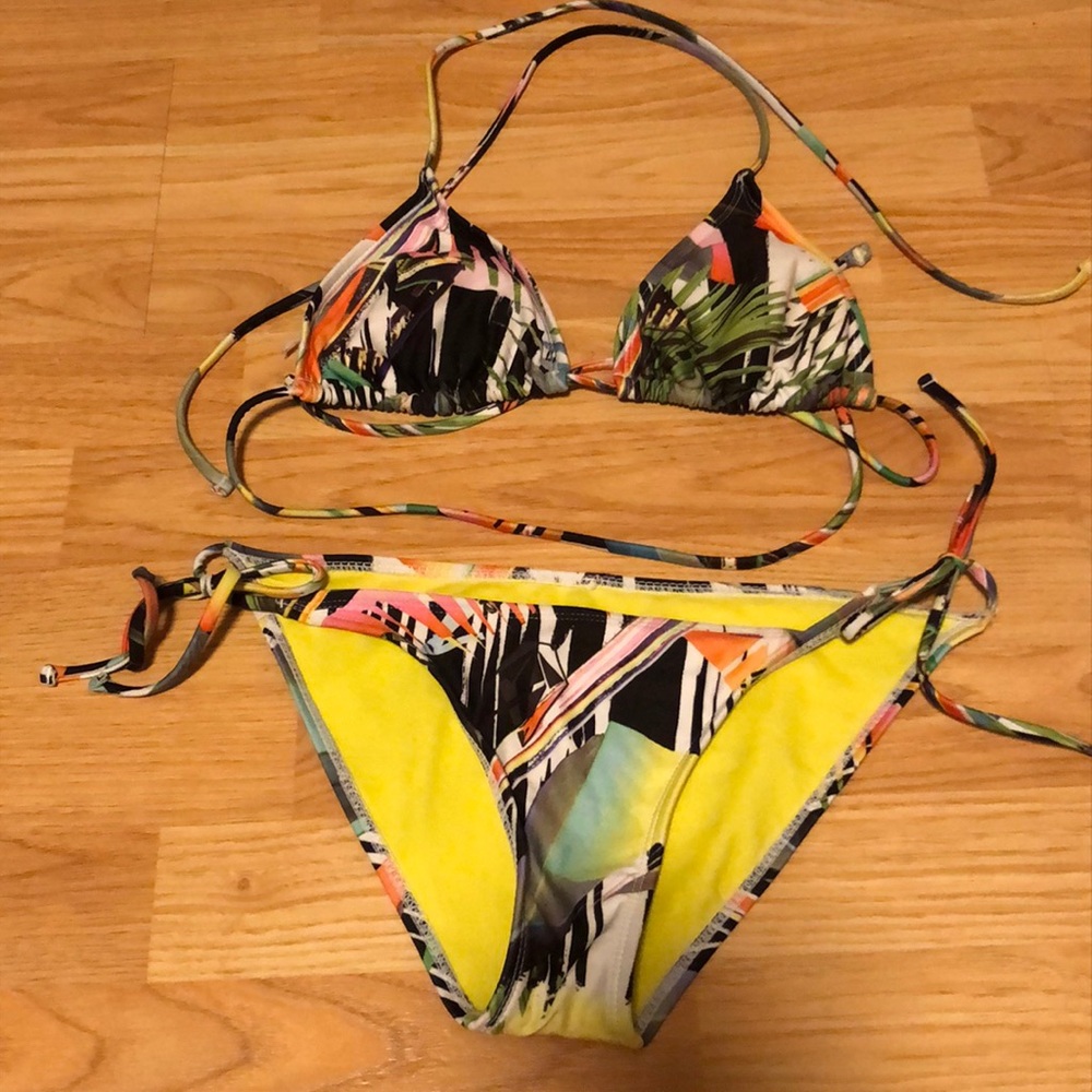 Bikini